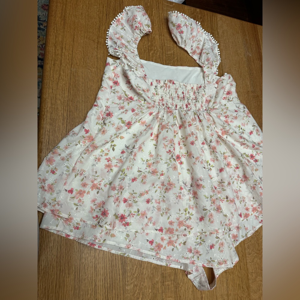 Arula ALTAR'D STATE NWOT ivory floral tiered romper ruffle smocked straps sz 2X - Picture 4 of 9
